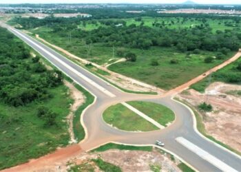 Relatrio expe desmatamento ilegal em rea nobre invadida em Cuiab | FOLHAMAX