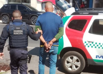 Homem é preso suspeito de se masturbar em banheiro de sorveteria em VG | RDNEWS