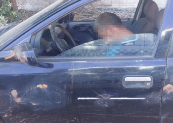 Acusado de atropelar criança é encontrado dormindo no carro