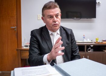 Advogado é o primeiro a se inscrever e defende cinco bandeiras