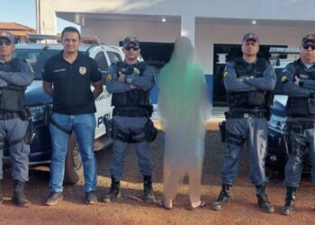 Polícia militar e polícia cívil em ação conjunta cumpre mandado de prisão por homicídio no distrito de Paredão Grande