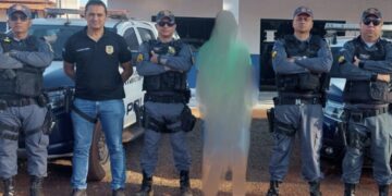 Polícia militar e polícia cívil em ação conjunta cumpre mandado de prisão por homicídio no distrito de Paredão Grande