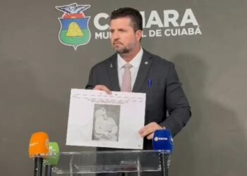 Ranalli denuncia conteúdo erótico e livro é retirado de escolas