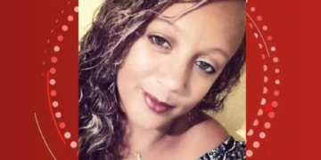 Mulher de 39 anos morre após colisão entre motocicleta e carro na BA-411