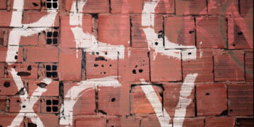 Jovem é sequestrado e torturado por membros do CV que o acusavam de integrar o PCC | RDNEWS