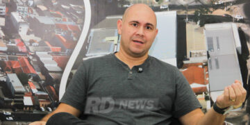 Abílio propõe privatizar gestão das escolas municipais em audiência | RDNEWS