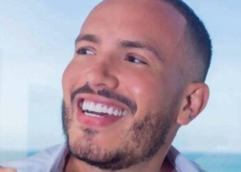 Artistas, gays e criadores de lulu da Pomernia denucunciam golpista | FOLHAMAX