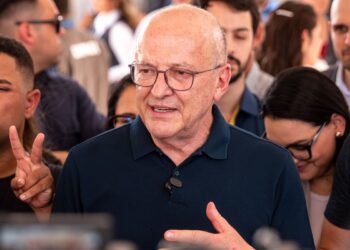 Pivetta diz querer “muita conversa” antes de mudar staff de Mendes