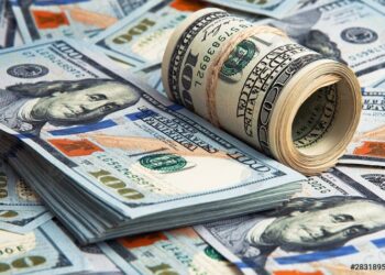 Rabobank projeta dólar a R$ 5,75 no fim de 2025 e alerta para riscos fiscais e geopolíticos