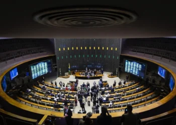 Planalto e STF sinalizam ao Senado aceitar “anistia light”