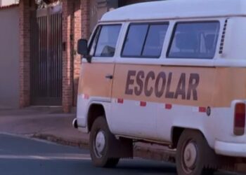 Motorista de transporte escolar preso acusado de abusar de alunas | FOLHAMAX