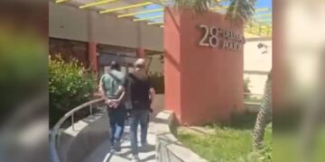 Golpista flagrado curtindo em resort aps enganar vtimas; veja vdeo | FOLHAMAX