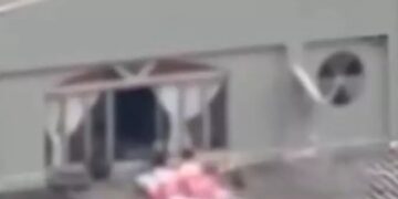Vizinhos chamam a polcia aps flagrar crianas brincando no telhado de um prdio | FOLHAMAX