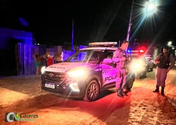 Homem é encontrado morto à beira da rua no bairro Jardim Imperial, em Cuiabá