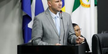 Abilio quer financiamento de árabes para 6 viadutos em Cuiabá
