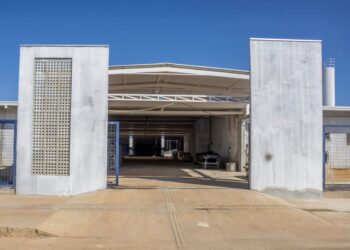 Reconstrução da Escola Dom José Selva avança para fase de acabamentos em Barra do Garças.