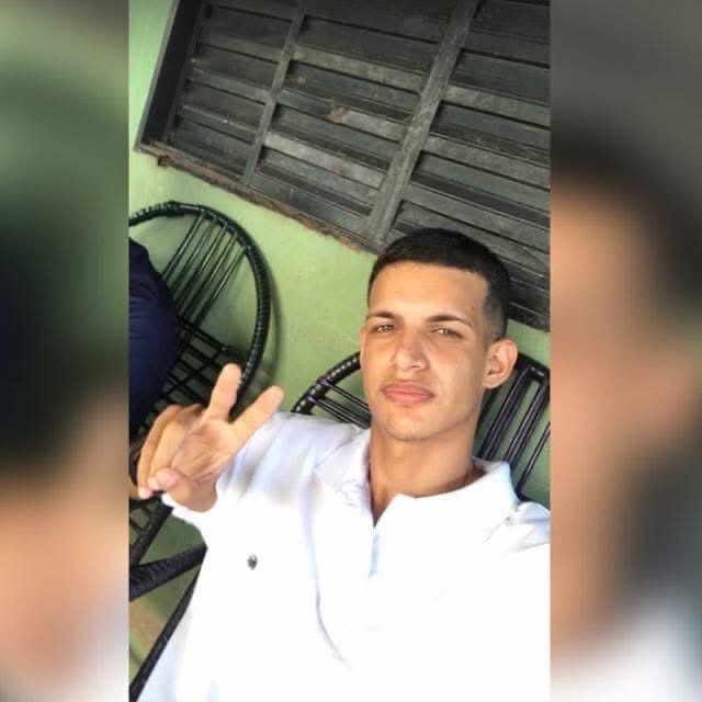 Corpo de jovem é encontrado a 3,5 metros de profundidade