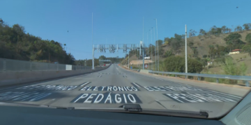 Justiça Federal suspende aplicação de multas no sistema de pedágio ‘free flow’ da Dutra, em Guarulhos