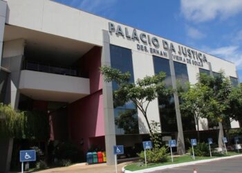 MidiaNews | Cadeira cobiçada; lista