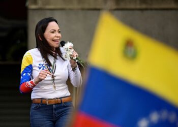 Nobel da Paz de María Corina Machado deslegitima o regime Maduro