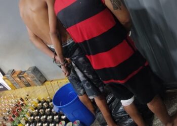 Fábrica clandestina de whisky e vodka é descoberta durante operação policial em Várzea Grande