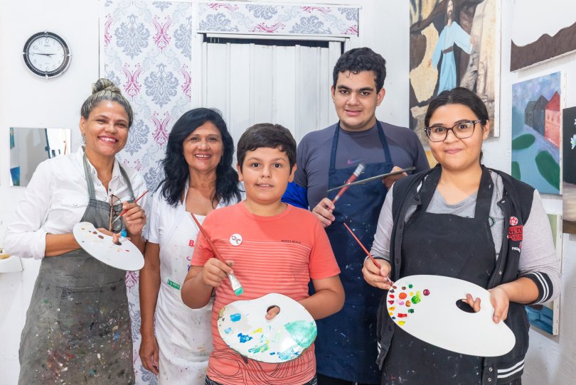 Arte que transforma: professora celebra incluso em exposio | FOLHAMAX