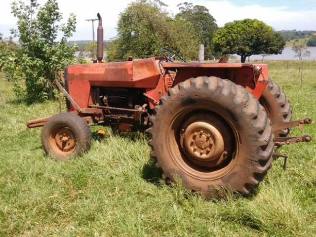 Homem cai de trator, é atropelado e morre em fazenda na MT-100 | RDNEWS