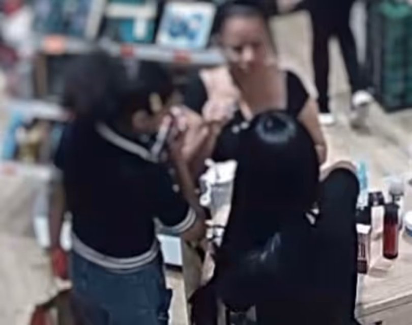 Aps morte de idoso, cuidadora furta cartes e torra limites em compras | FOLHAMAX