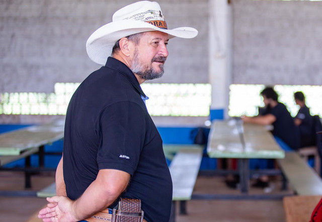 O leva e traz de Eduardo Bolsonaro | RDNEWS