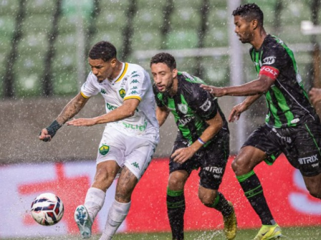 América-MG e Cuiabá empatam sob forte chuva no Independência – veja | RDNEWS