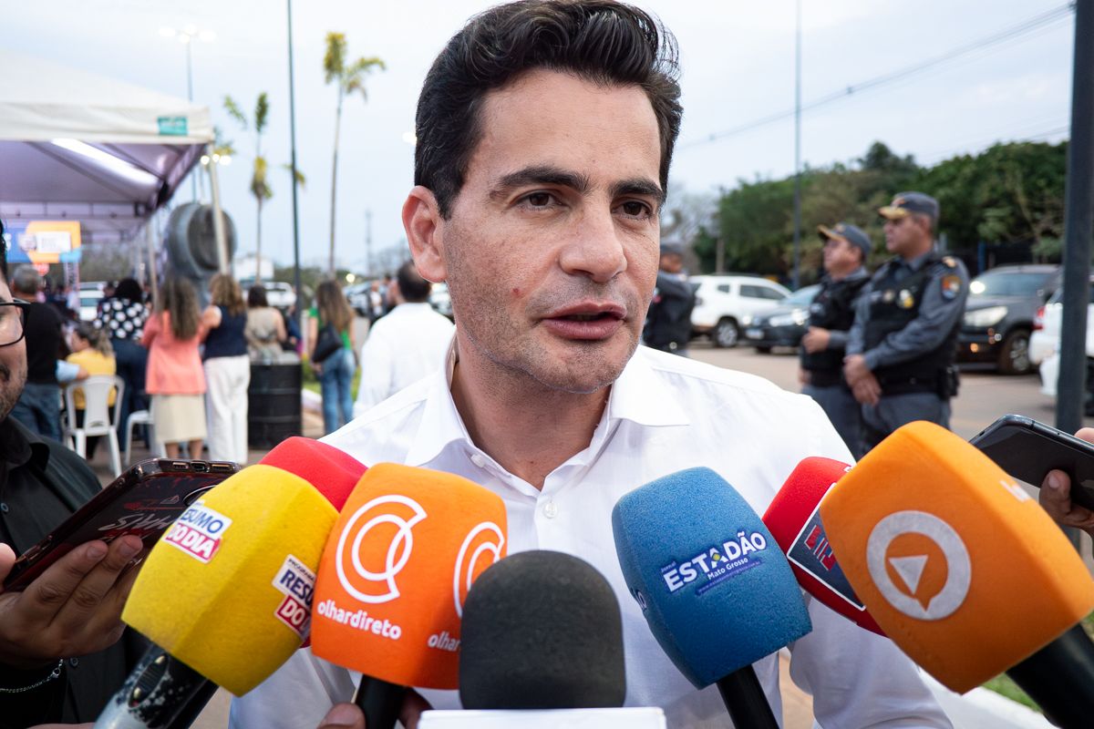 Não tem crise; o Governo está sempre pronto para dialogar