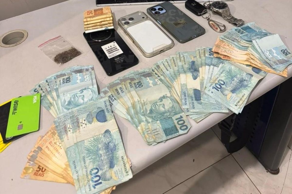 Força Tática apreende R$ 11 mil em espécie e prende estelionatário