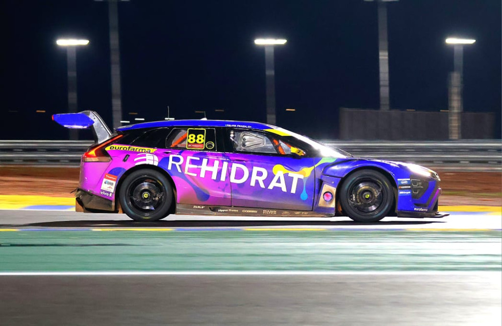 Carro de Ricardo Mauricio