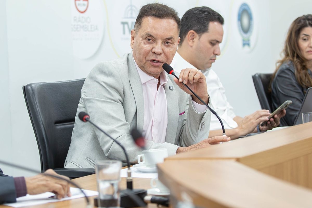 Comissão aprova orçamento e reduz remanejamento do governo a 5%