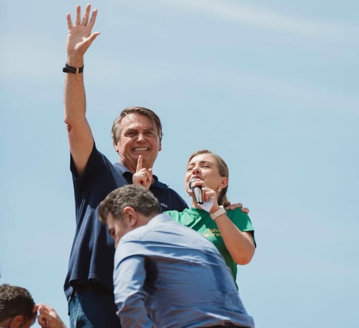 Flávia Moretti reage à prisão do ex-presidente Bolsonaro e Post viraliza