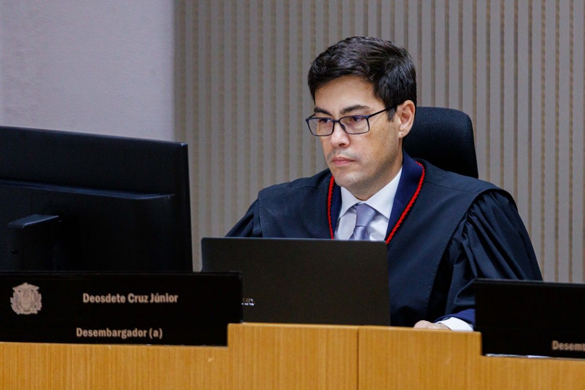 TJ: Janaina usou jurisprudência inexistente em ação contra Garcia
