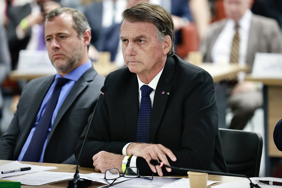 STF encerra ação de Bolsonaro e prisão definitiva fica iminente
