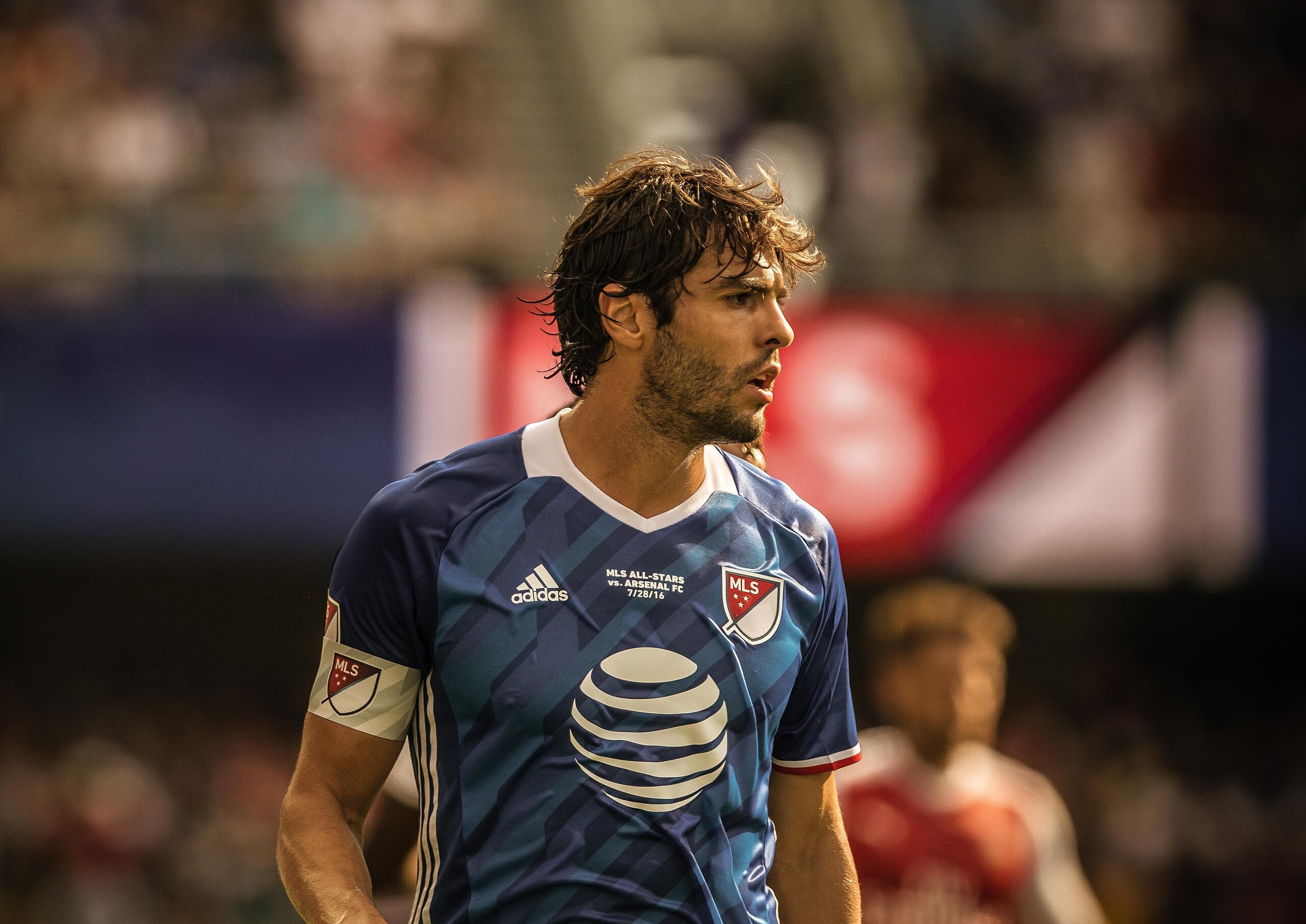 Kaká, Messi, Ronaldinho, Zidane: veja nomes que surgiram no Brasil após craques do futebol vencerem a Bola de Ouro