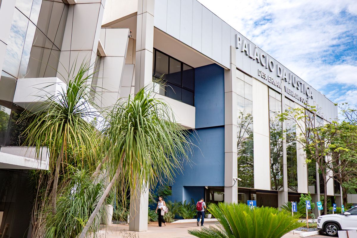 TJMT condena banco a pagar R$ 10 mil por fraude em empréstimo