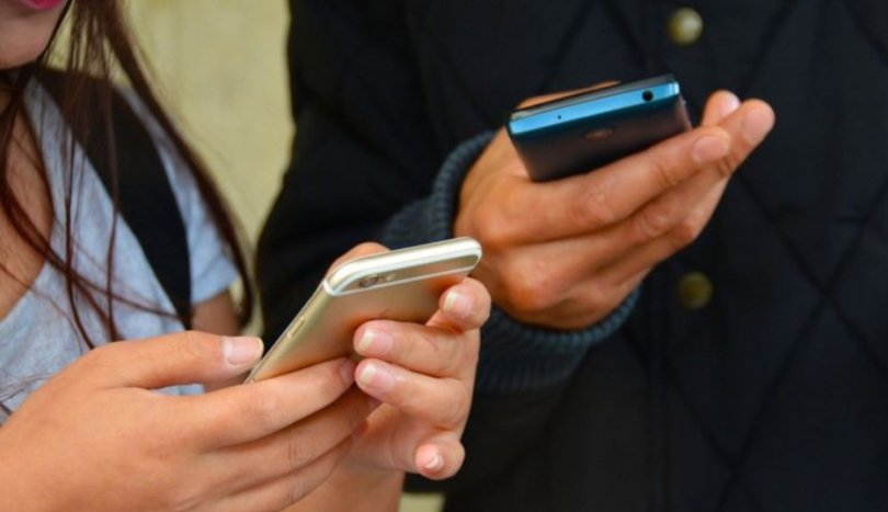 Covarde tenta matar mulher por ocultar visualizao no WhatsApp | FOLHAMAX