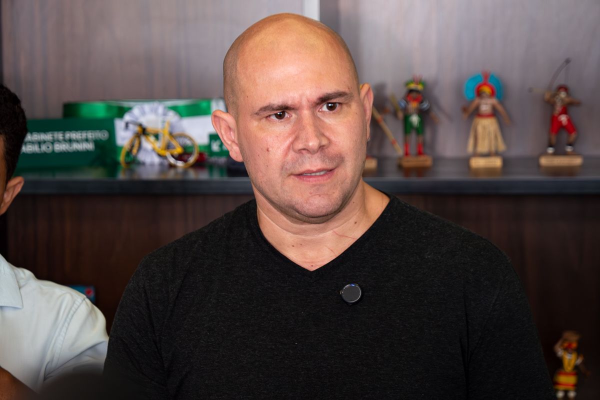 Abilio rebate crítica e diz que Vânia desconhece LOA: Equivocada