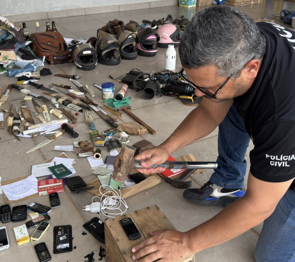 Delegacia de torixórel destrói objetos sem valor investigativo
