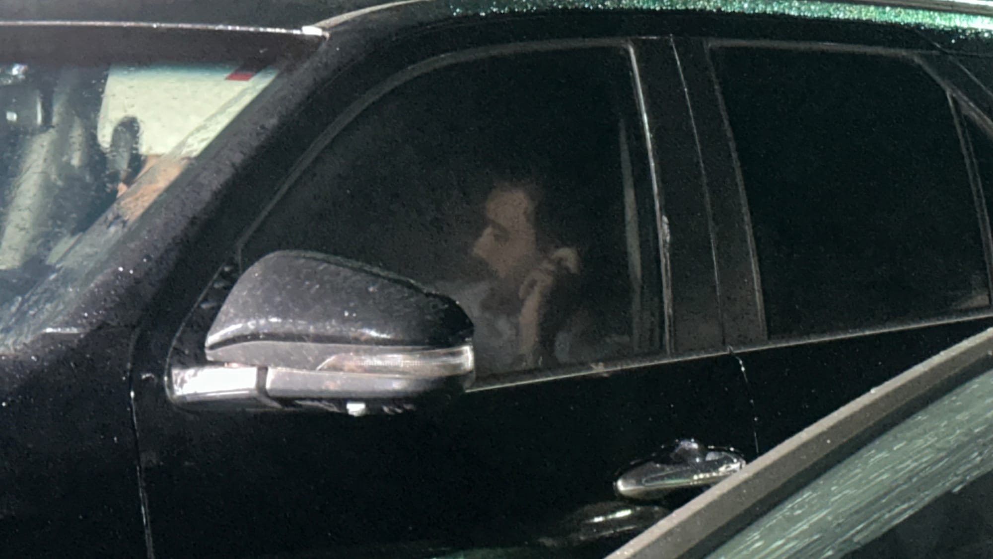 PREFEITO DE JANGADA, ROGERINHO, É DETIDO PELA POLÍCIA MILITAR EM ACORIZAL APÓS MORADORES DENUNCIAREM VEÍCULO SUSPEITO