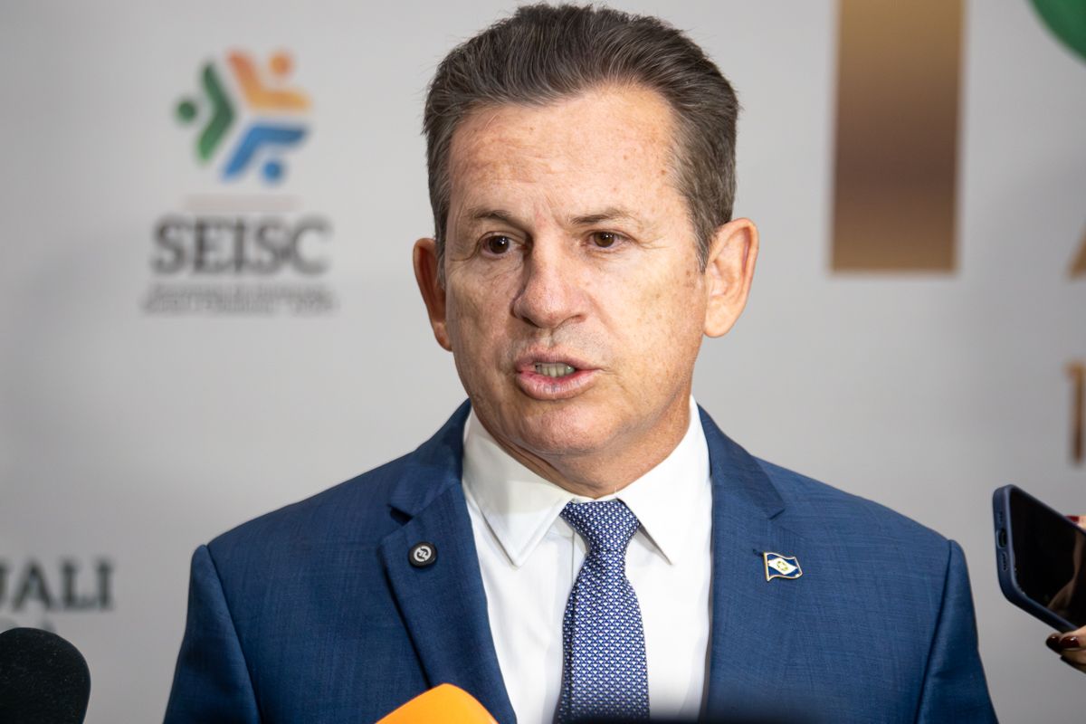 Mendes vai anunciar solução para prédio da Santa Casa de Cuiabá