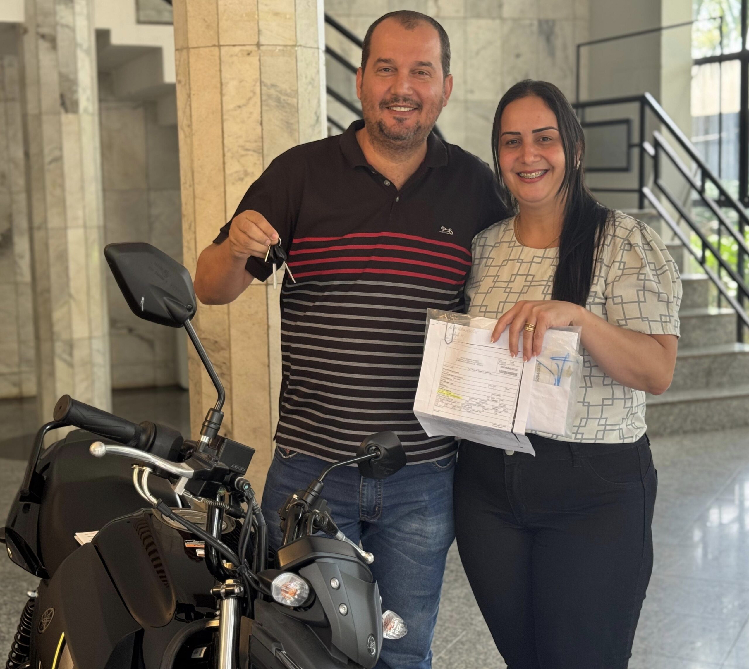 Prefeitura realiza entrega oficial de motos 0km para ganhadores do “IPTU Premiado e Emplaca Barra 2025”