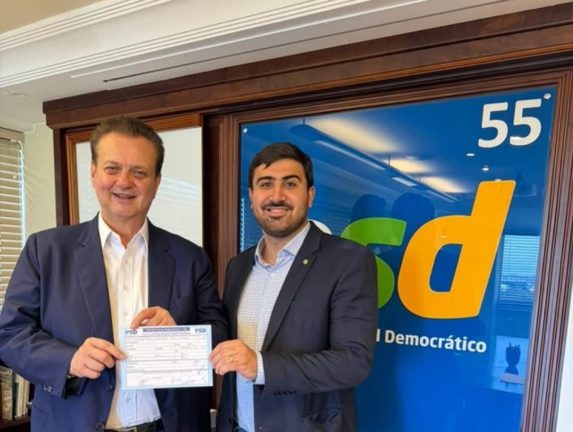 Em Brasília, Emanuelzinho oficializa filiação ao PSD; Valtenir acompanha | RDNEWS