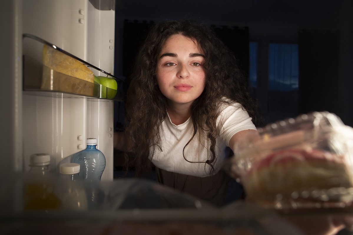 Food noise: conheça fenômeno que faz o cérebro pedir comida sem fome | Rdnews