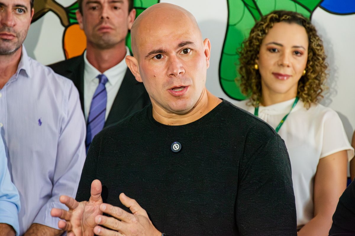 Abilio ironiza dinheiro de delação em obra: Agradeçam o Riva