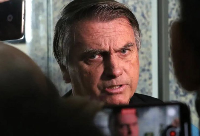Moraes autoriza reunio de defesa com Bolsonaro antes de depoimento | FOLHAMAX