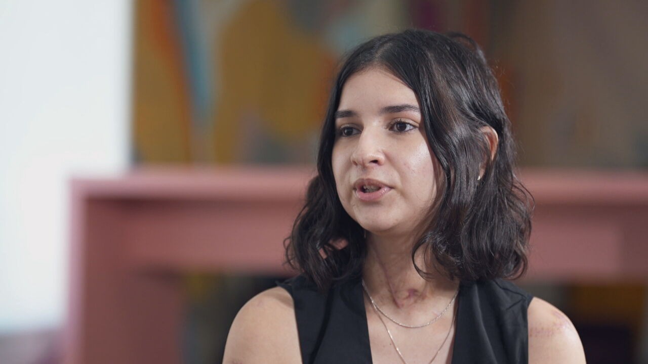 Ataques a rostos de mulheres revelam intenção de apagar identidade das vítimas em casos de violência de gênero, dizem pesquisadores
